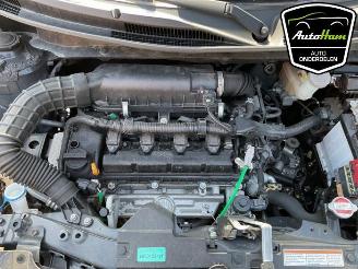 Suzuki Swift Swift (ZC/ZD), Hatchback 5-drs, 2017 1.2 Dual Jet 16V SHVS picture 18