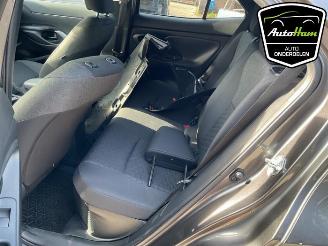 Toyota Yaris Cross Yaris Cross (PB1/PJ1), SUV, 2020 1.5 12V Hybrid 115 picture 23