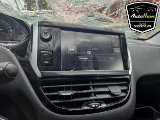 Peugeot 208 208 I (CA/CC/CK/CL), Hatchback, 2012 / 2019 1.2 Vti 12V PureTech 82 picture 18