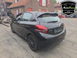 Peugeot 208 208 I (CA/CC/CK/CL), Hatchback, 2012 / 2019 1.2 Vti 12V PureTech 82 picture 11
