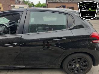 Peugeot 208 208 I (CA/CC/CK/CL), Hatchback, 2012 / 2019 1.2 Vti 12V PureTech 82 picture 10