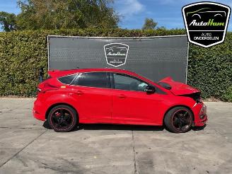 Salvage car Ford Focus Focus 3, Hatchback, 2010 / 2020 1.0 Ti-VCT EcoBoost 12V 125 2015/12