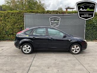 rozbiórka samochody osobowe Ford Focus Focus 2, Hatchback, 2004 / 2012 1.8 16V Flexifuel 2007/11