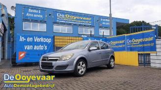 Salvage car Opel Astra Astra H (L48), Hatchback 5-drs, 2004 / 2014 1.4 16V Twinport 2005/11