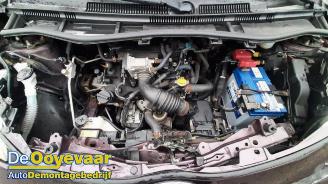Toyota iQ iQ, Hatchback 3-drs, 2009 / 2015 1.0 12V VVT-i picture 3
