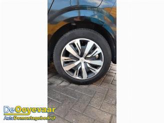 Peugeot 208 208 II (UB/UH/UP), Hatchback 5-drs, 2019 1.2 Vti 12V PureTech 75 picture 4