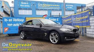 Coche siniestrado BMW 3-serie 3 serie (F30), Sedan, 2011 / 2018 320i 2.0 16V 2015/1