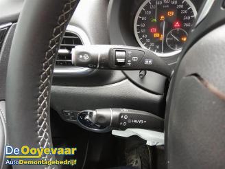 Infiniti Q30 Q30 (H15), SUV, 2015 1.5d picture 13