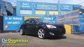 Auto incidentate Opel Astra Astra J (PC6/PD6/PE6/PF6), Hatchback 5-drs, 2009 / 2015 1.4 Turbo 16V 2010/8