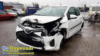 Toyota Yaris Yaris III (P13), Hatchback, 2010 / 2020 1.0 12V VVT-i picture 5