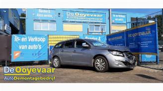 rozbiórka samochody osobowe Peugeot 308 308 SW (L4/L9/LC/LJ/LR), Combi 5-drs, 2014 / 2021 1.6 BlueHDi 120 2014/11