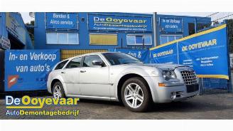 Salvage car Chrysler 300 C 300 C Touring, Combi, 2004 / 2010 2.7 V6 24V 2008/9