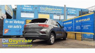 Salvage car Volkswagen T-Roc T-Roc, SUV, 2017 1.0 TSI 12V BlueMotion 2018/7