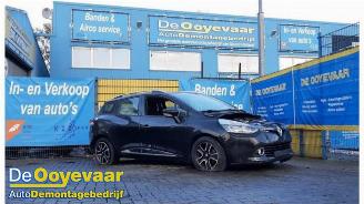 Salvage car Renault Clio Clio IV Estate/Grandtour (7R), Combi 5-drs, 2012 1.5 Energy dCi 90 FAP 2013/10