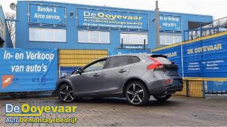 demontáž osobní automobily Volvo V-40 V40 (MV), Hatchback 5-drs, 2012 / 2019 1.6 T3 GTDi 16V 2012/11
