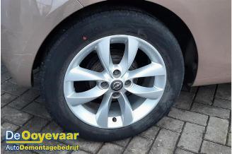 Opel Adam Adam, Hatchback 3-drs, 2012 / 2019 1.2 16V picture 4