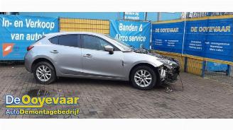 Coche siniestrado Mazda 3 3 (BM/BN), Hatchback, 2013 / 2019 2.0 SkyActiv-G 16V 2014/1