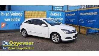 Salvage car Opel Astra Astra H GTC (L08), Hatchback 3-drs, 2005 / 2011 1.4 16V Twinport 2008/10