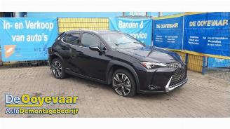 disassembly passenger cars Lexus UX UX, SUV, 2019 250h 2.0 16V 2019/6