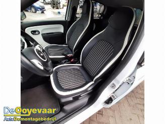 Renault Twingo Twingo III (AH), Hatchback 5-drs, 2014 / 2024 1.0 SCe 75 12V picture 8