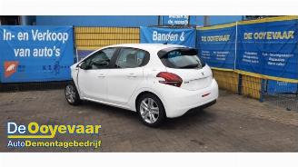 Vrakbiler auto Peugeot 208 208 I (CA/CC/CK/CL), Hatchback, 2012 / 2019 1.2 Vti 12V PureTech 2018/9