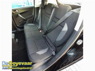 Peugeot 2008 2008 (CU), MPV, 2013 / 2019 1.2 12V e-THP PureTech 130 picture 8