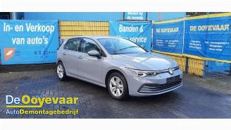 Salvage car Volkswagen Golf Golf VIII (CD1), Hatchback, 2019 1.0 TSI 12V 2021/11