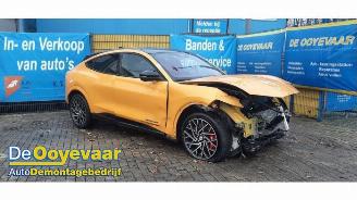 Auto da rottamare Ford Mustang Mach-e Mustang Mach-E, SUV, 2020 98kWh AWD GT 2021/11