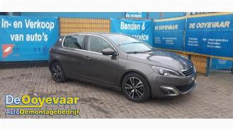 Dezmembrări autoturisme Peugeot 308 308 (L3/L8/LB/LH/LP), Hatchback 5-drs, 2013 / 2021 1.2 12V e-THP PureTech 110 2014/11