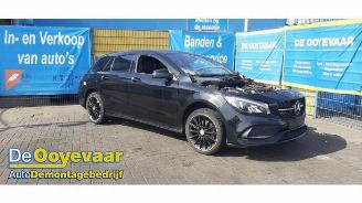 Démontage voiture Mercedes Cla-klasse CLA Shooting Brake (117.9), Combi, 2015 / 2019 1.6 CLA-180 16V 2017/4