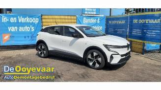 Coche siniestrado Renault Mégane E-Tech Megane E-Tech (RCB), SUV, 2021 40 kWh 2023/12