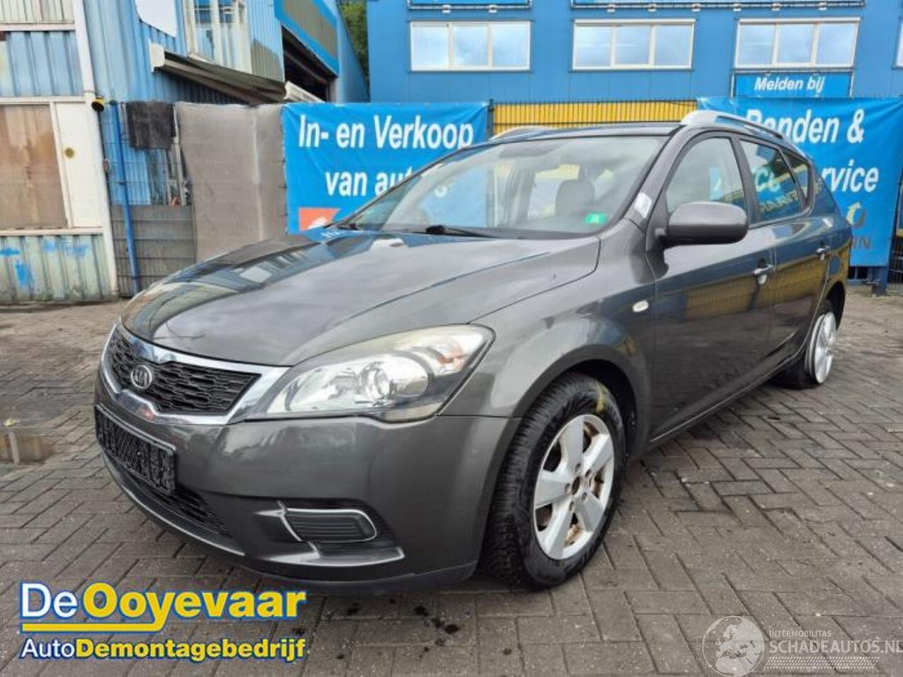 Kia Cee d Cee'd Sporty Wagon (EDF), Combi, 2007 / 2012 1.4 16V