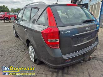 Kia Cee d Cee'd Sporty Wagon (EDF), Combi, 2007 / 2012 1.4 16V picture 4