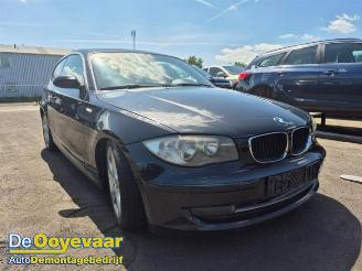 BMW 1-serie 1 serie (E81), Hatchback 3-drs, 2006 / 2012 118d 16V picture 2