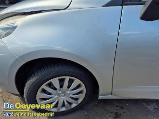 Renault Scenic Scenic III (JZ), MPV, 2009 / 2016 2.0 16V CVT picture 6