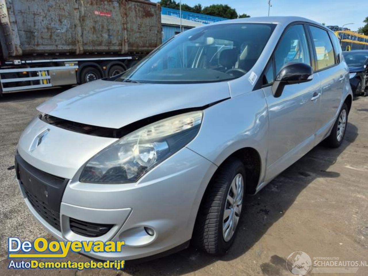 Renault Scenic Scenic III (JZ), MPV, 2009 / 2016 2.0 16V CVT