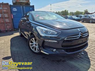 Coche siniestrado Citroën DS5 DS5 (KD/KF), Hatchback 5-drs, 2011 / 2015 2.0 165 HYbrid4 16V 2014/12