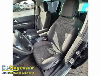 Peugeot 5008 5008 I (0A/0E), MPV, 2009 / 2017 1.6 THP 16V picture 8