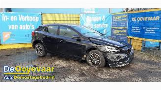 rozbiórka samochody osobowe Volvo V-40 V40 (MV), Hatchback 5-drs, 2012 / 2019 2.0 T2 16V 2017/3