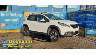 Vrakbiler auto Peugeot 2008 2008 (CU), MPV, 2013 / 2019 1.2 12V e-THP PureTech 110 2017/6