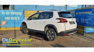 Peugeot 2008 2008 (CU), MPV, 2013 / 2019 1.2 12V e-THP PureTech 110 picture 3