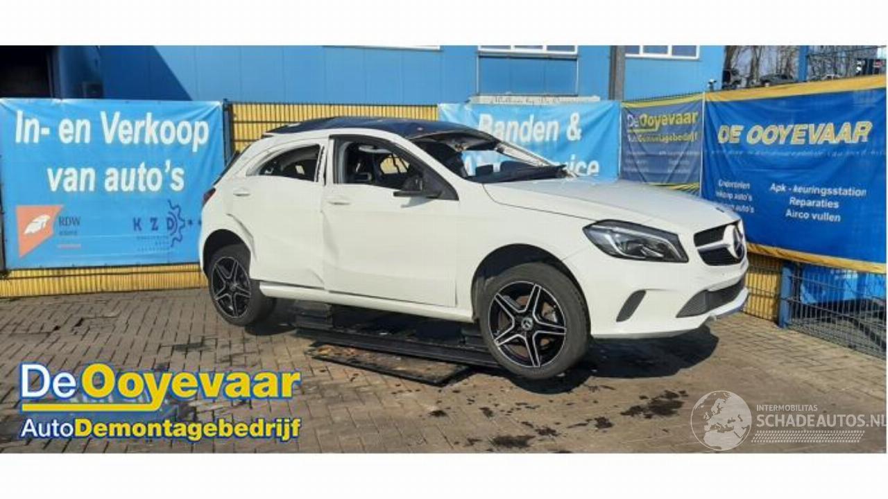 Mercedes A-klasse A (W176), Hatchback, 2012 / 2018 1.6 A-160 16V