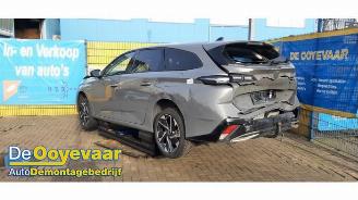Peugeot 308 308 SW (F4/FC/FN/FR), Combi 5-drs, 2021 1.6 16V HYbrid 180 e-EAT8 picture 3