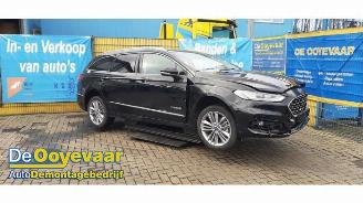 Salvage car Ford Mondeo Mondeo V Wagon, Combi, 2014 / 2022 2.0 Hybrid 16V 2021/2