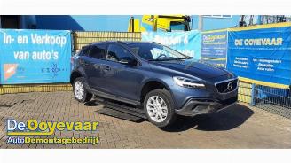 disassembly passenger cars Volvo V-40 V40 Cross Country (MZ), Hatchback 5-drs, 2012 / 2019 1.5 T3 16V Geartronic 2019/4