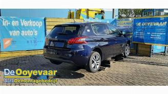 Peugeot 308 308 (L3/L8/LB/LH/LP), Hatchback 5-drs, 2013 / 2021 1.2 12V e-THP PureTech 130 picture 2