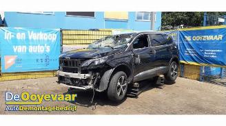 Peugeot 5008 5008 II (M4/MC/MJ/MR), MPV, 2016 / 2024 1.2 12V e-THP PureTech 130 picture 4
