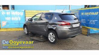 Peugeot 308 308 (L3/L8/LB/LH/LP), Hatchback 5-drs, 2013 / 2021 1.2 12V e-THP PureTech 110 picture 3
