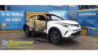 Coche siniestrado Toyota C-HR C-HR (X1,X5), SUV, 2016 1.8 16V Hybrid 2019/1