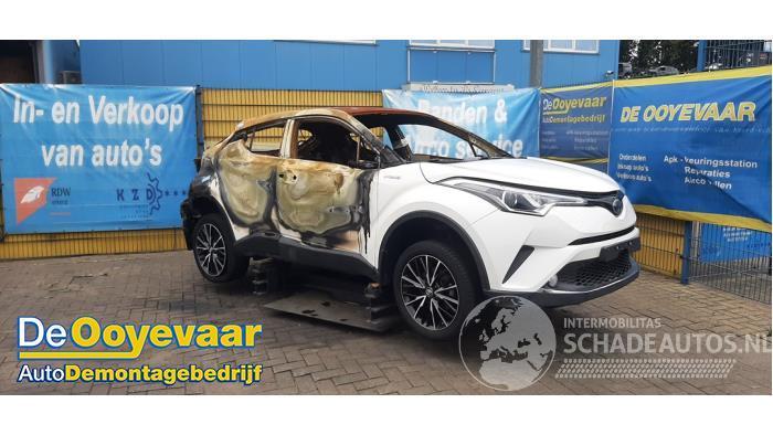 Toyota C-HR C-HR (X1,X5), SUV, 2016 1.8 16V Hybrid